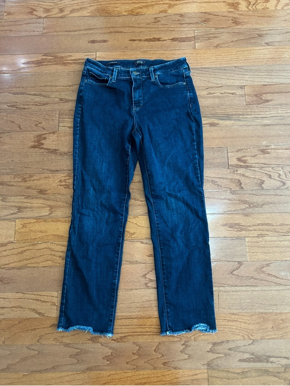 NYDJ Dark Wash Released Hem Straight Leg Jeans Women's Size 6 - Picture 3 of 8